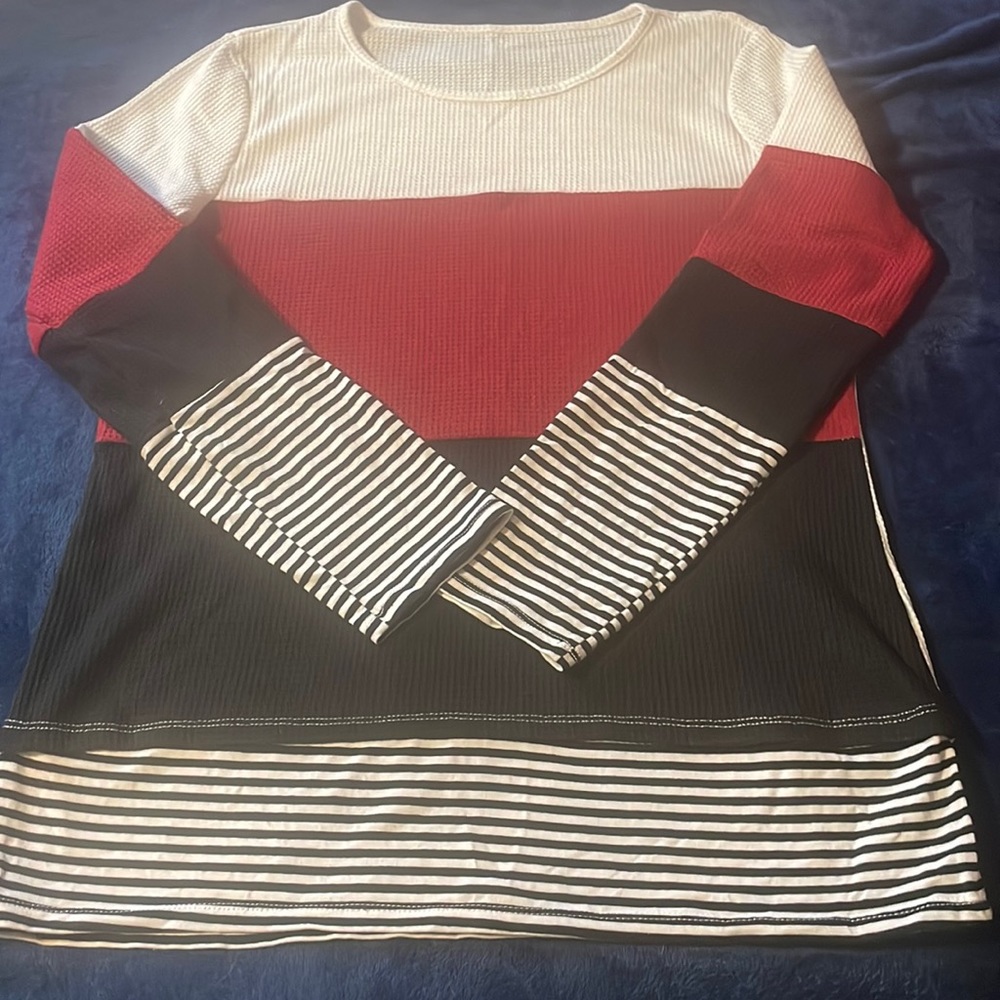 Woman’s long sleeve top